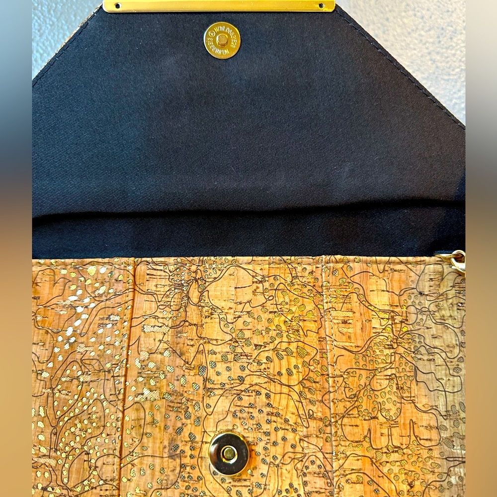 JNB CORK ENVELOPE CROSSBODY SHOULDER BAG. - Picture 6 of 8
